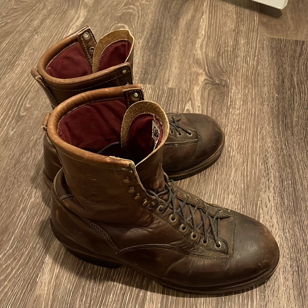 Chippewa Original Logger Work Boots soft toe. Size 11. Plenty of life left.